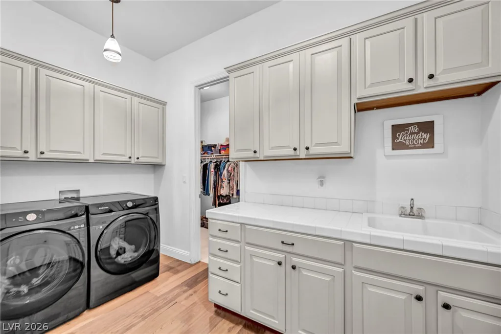7850 Carolyn Lee, Las Vegas, NV 89131