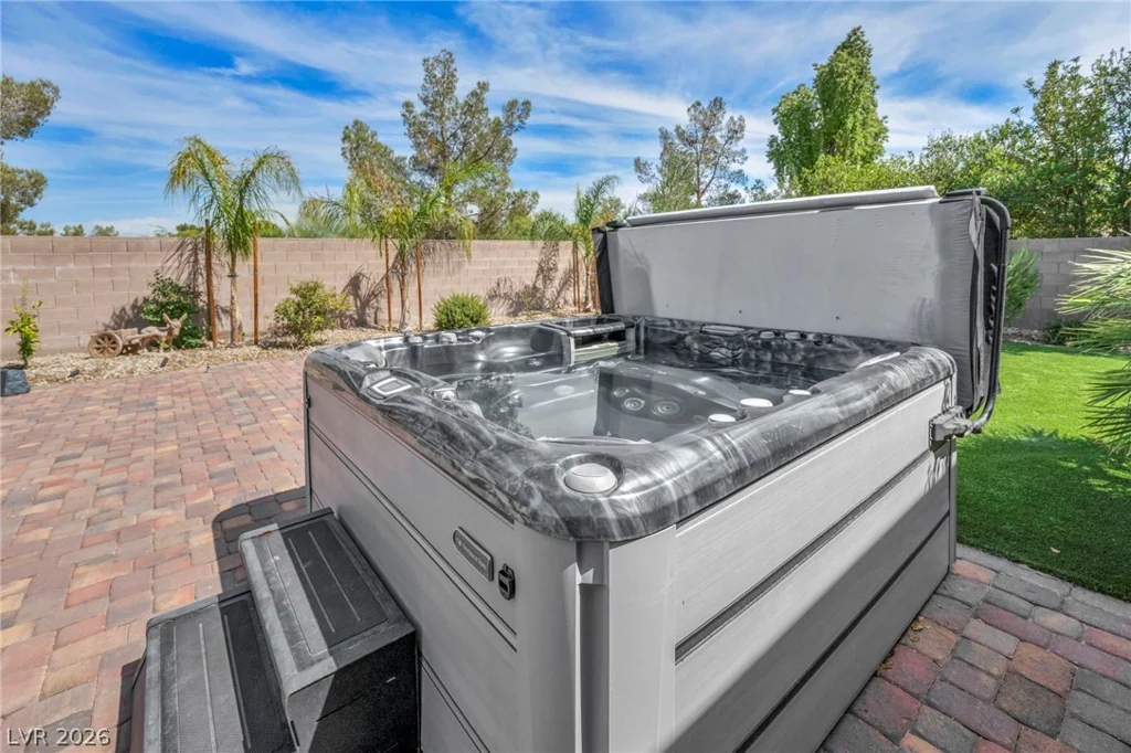 7850 Carolyn Lee, Las Vegas, NV 89131