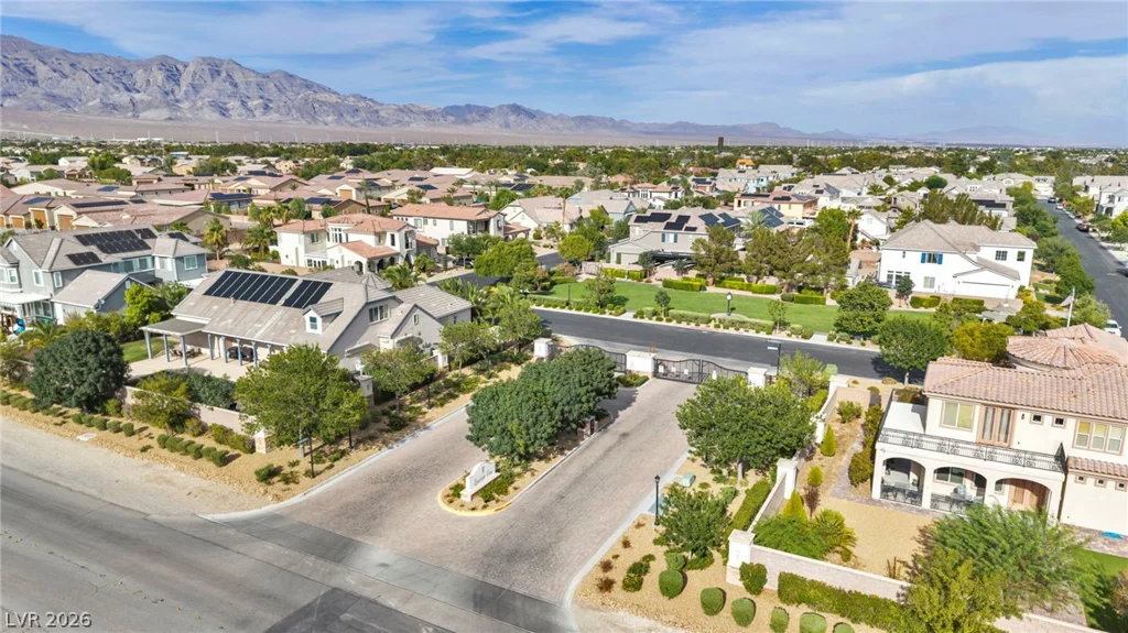 7850 Carolyn Lee, Las Vegas, NV 89131