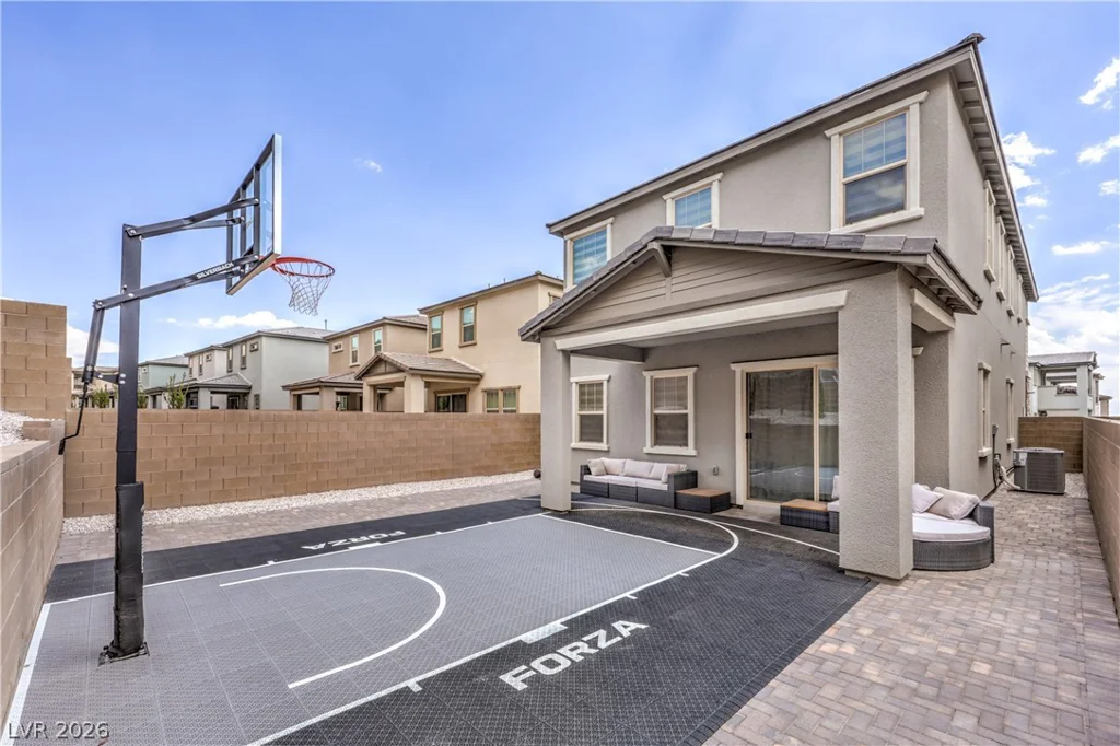 527 Preston Oak, Las Vegas, NV 89138