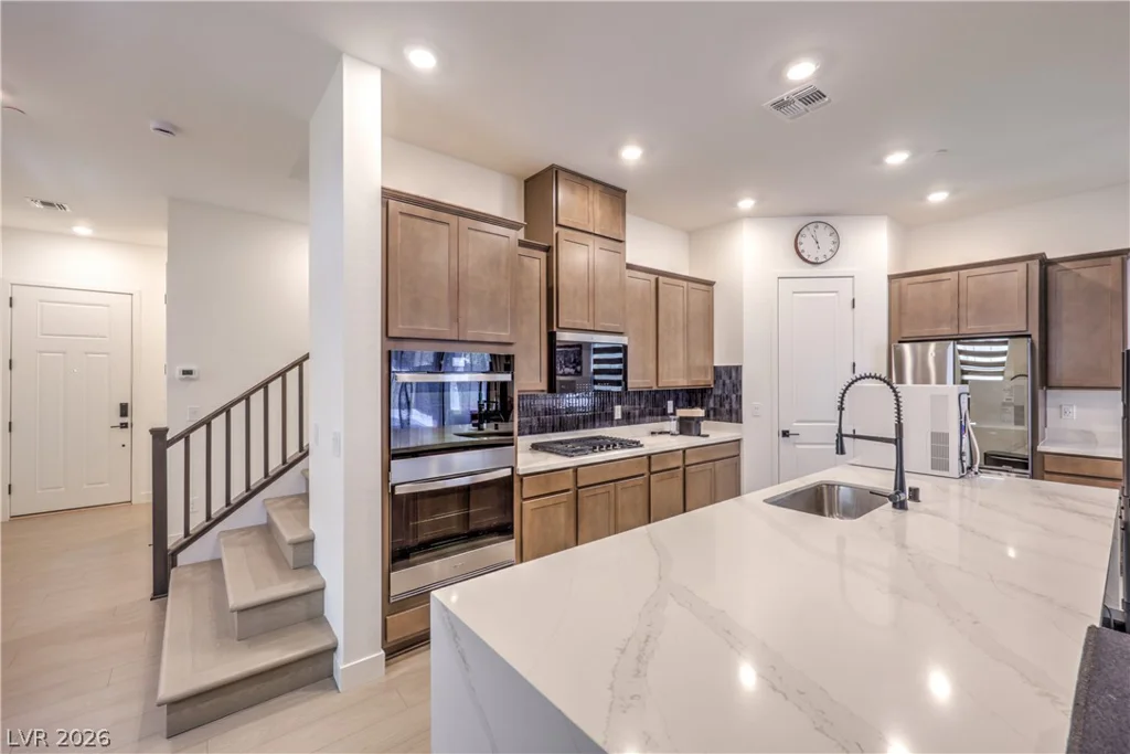 527 Preston Oak, Las Vegas, NV 89138