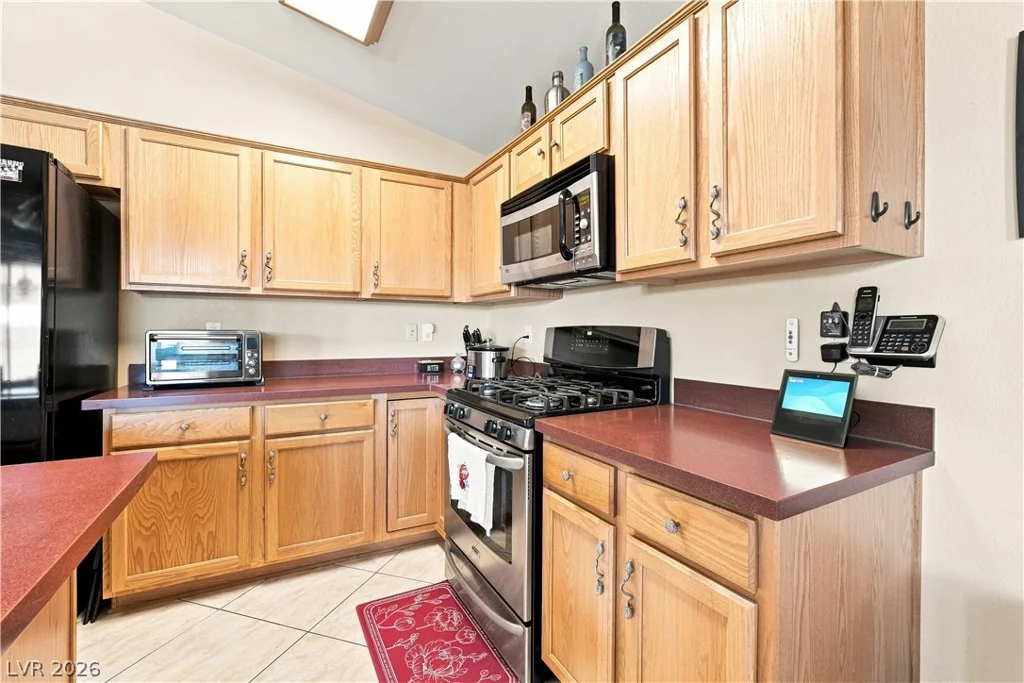 833 Dulcet, North Las Vegas, NV 89032