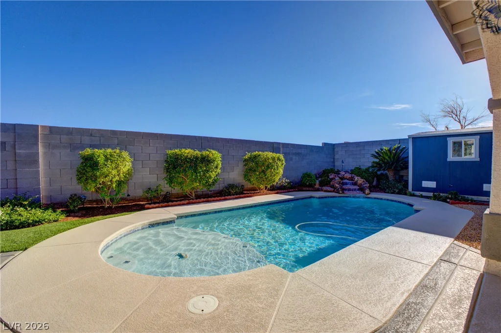 833 Dulcet, North Las Vegas, NV 89032