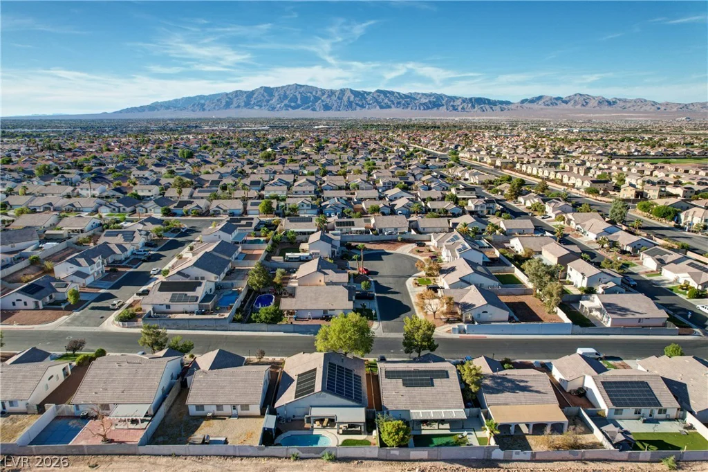 833 Dulcet, North Las Vegas, NV 89032