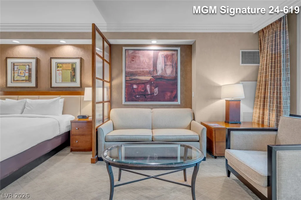 145 Harmon, Las Vegas, NV 89109
