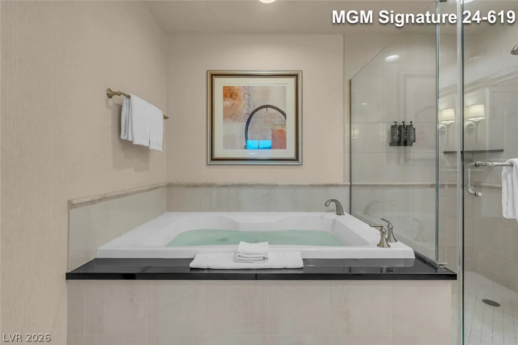 145 Harmon, Las Vegas, NV 89109