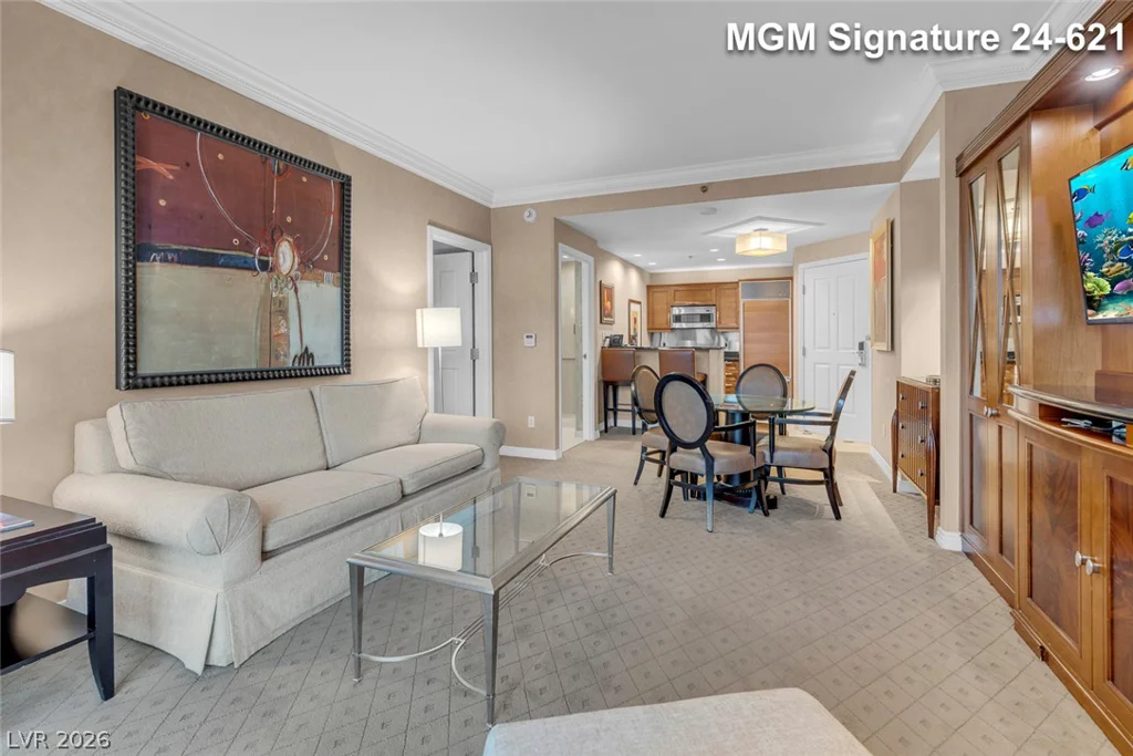 145 Harmon, Las Vegas, NV 89109