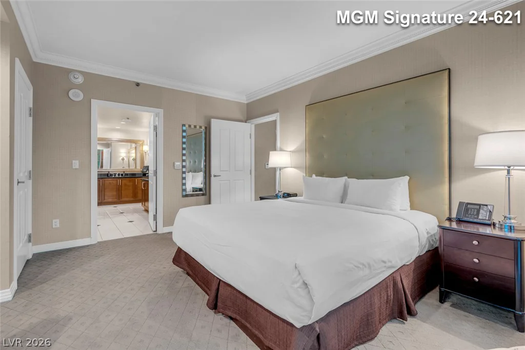 145 Harmon, Las Vegas, NV 89109