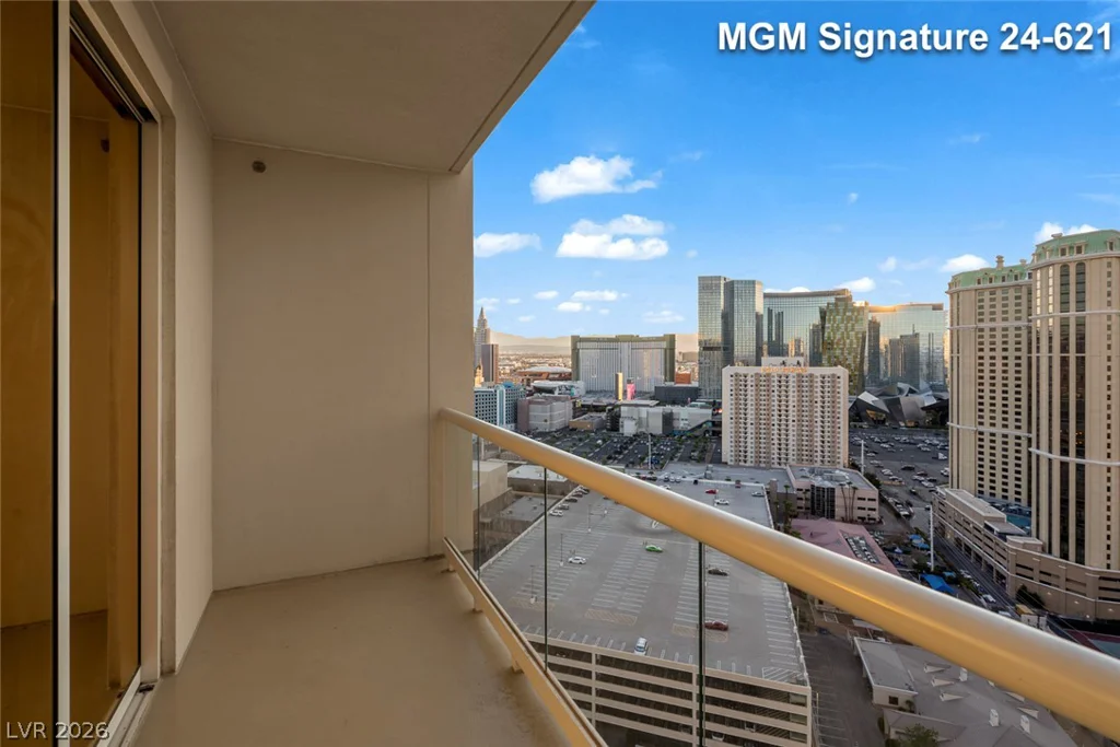 145 Harmon, Las Vegas, NV 89109