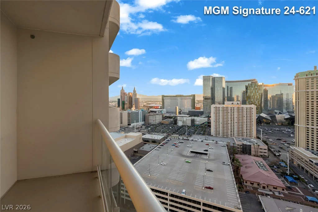 145 Harmon, Las Vegas, NV 89109