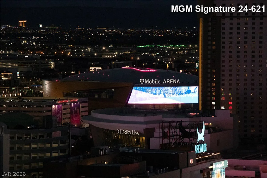 145 Harmon, Las Vegas, NV 89109