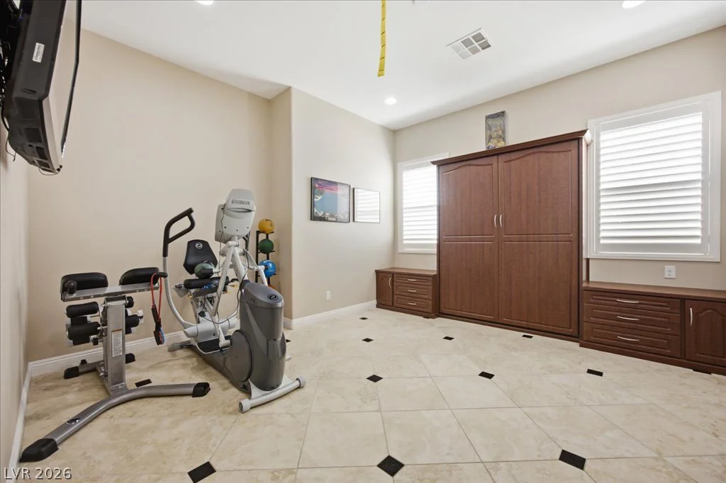 9727 Shimmering Falls, Las Vegas, NV 89149
