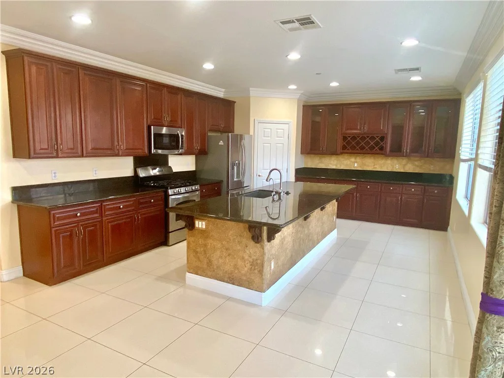 7820 Marker Head, Las Vegas, NV 89178