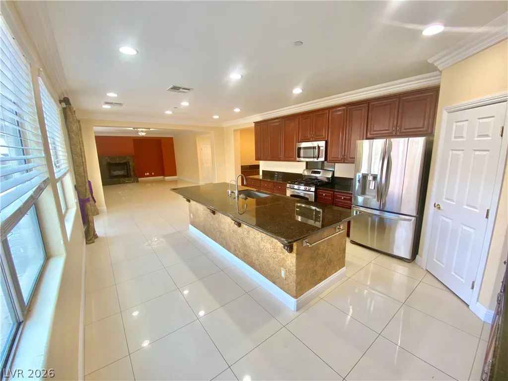 7820 Marker Head, Las Vegas, NV 89178