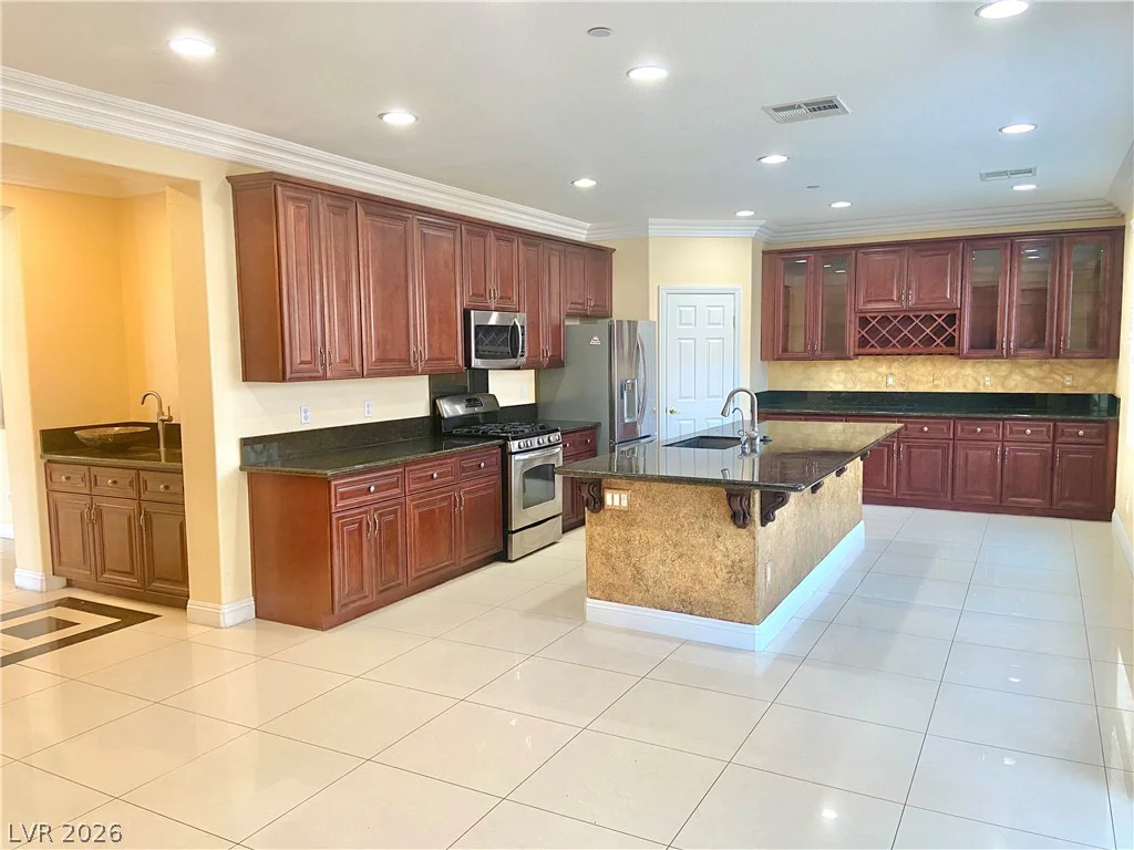 7820 Marker Head, Las Vegas, NV 89178