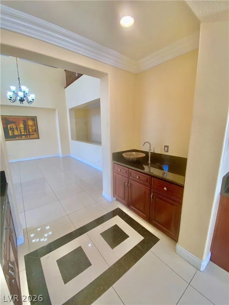 7820 Marker Head, Las Vegas, NV 89178