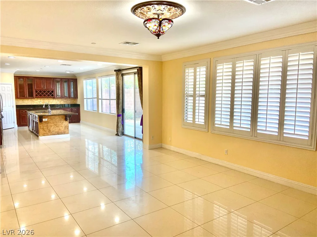 7820 Marker Head, Las Vegas, NV 89178