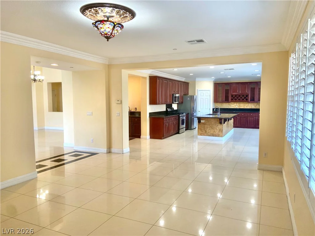 7820 Marker Head, Las Vegas, NV 89178