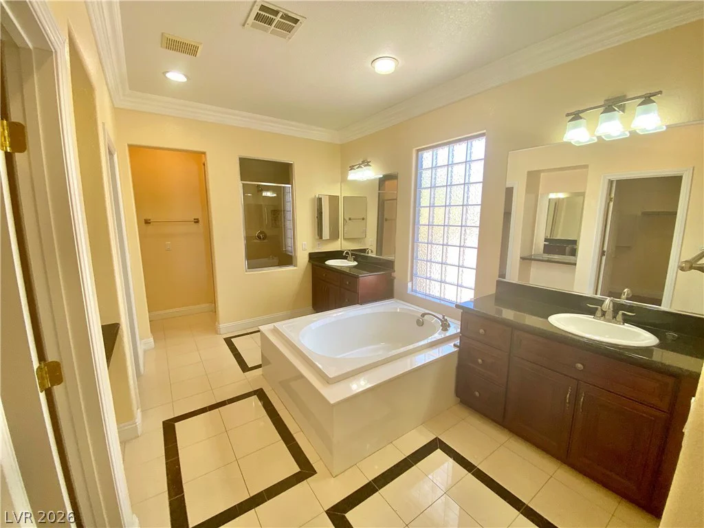 7820 Marker Head, Las Vegas, NV 89178