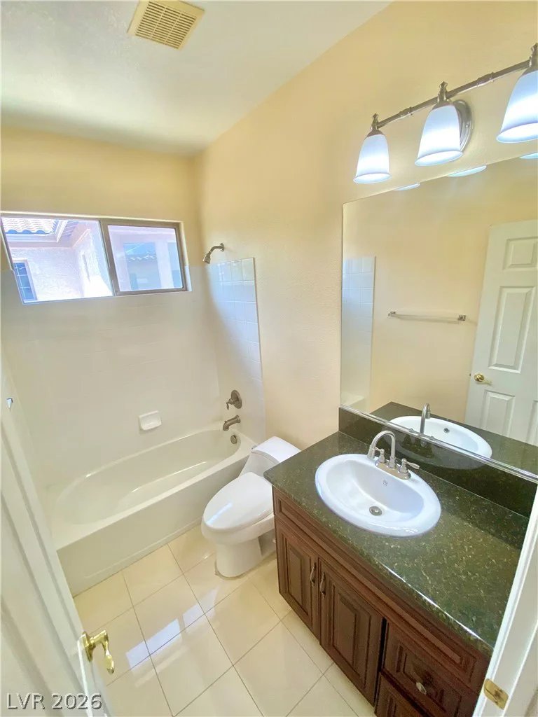 7820 Marker Head, Las Vegas, NV 89178