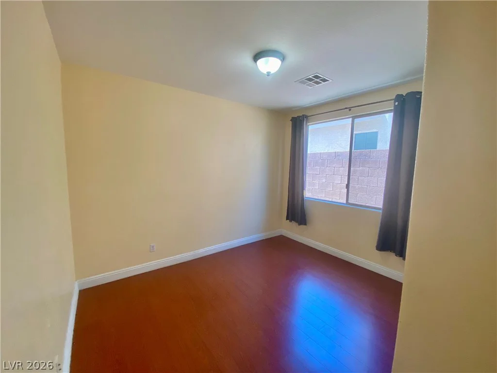 7820 Marker Head, Las Vegas, NV 89178