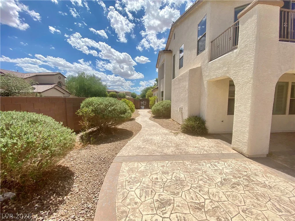 7820 Marker Head, Las Vegas, NV 89178