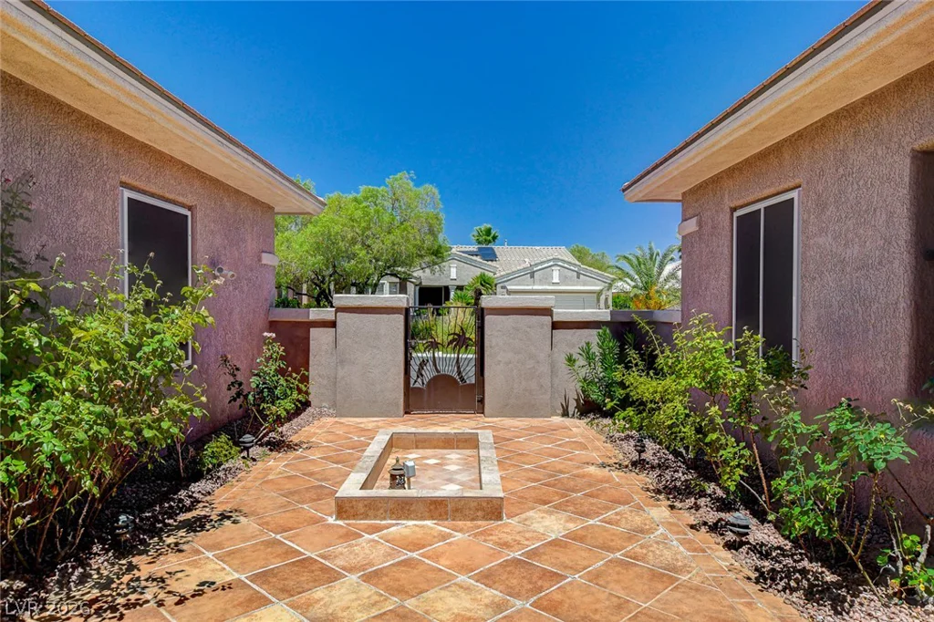 10563 Bambola, Las Vegas, NV 89135