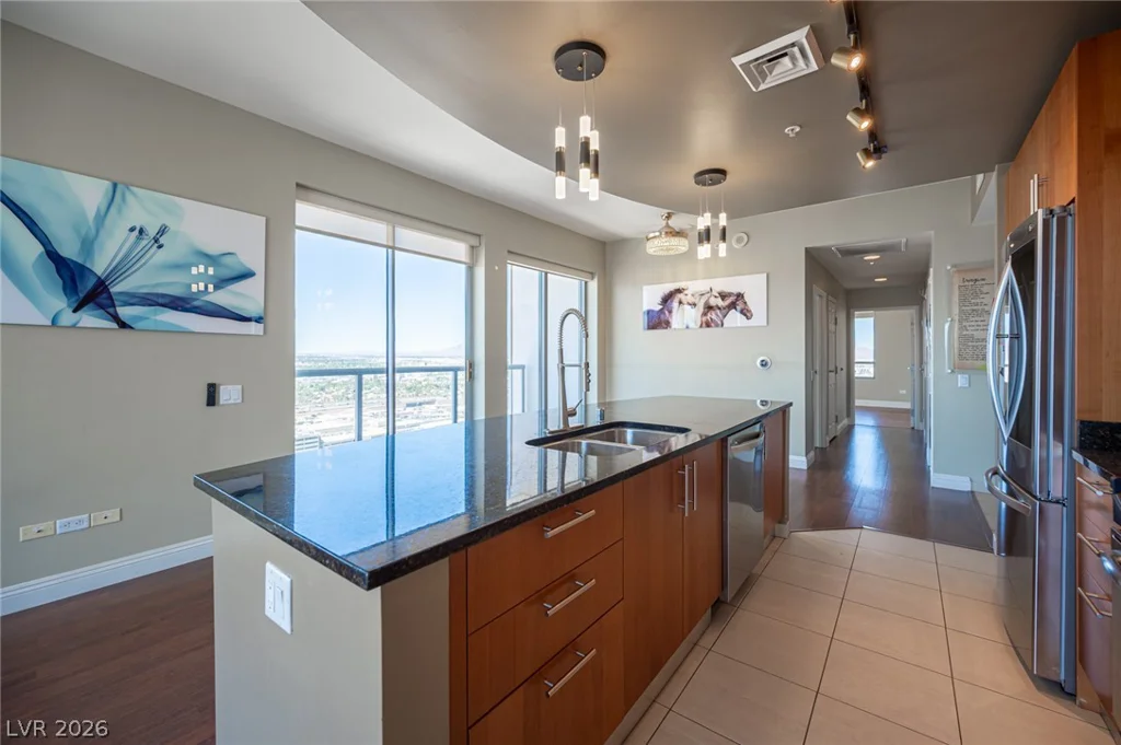 200 Sahara, Las Vegas, NV 89102
