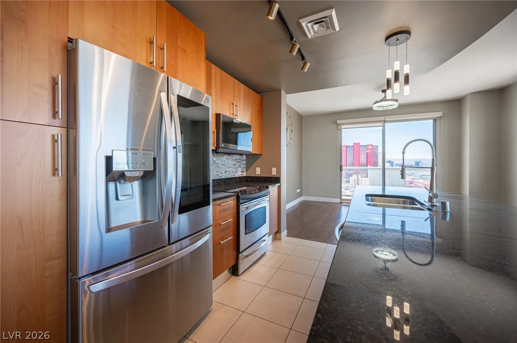 200 Sahara, Las Vegas, NV 89102