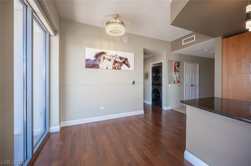 200 Sahara, Las Vegas, NV 89102