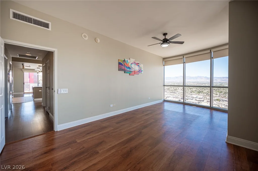 200 Sahara, Las Vegas, NV 89102