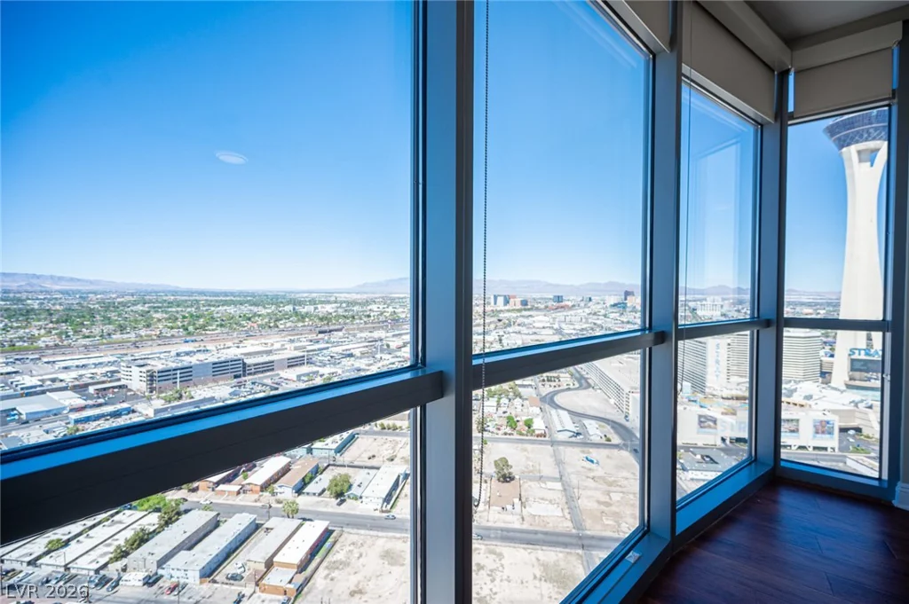 200 Sahara, Las Vegas, NV 89102