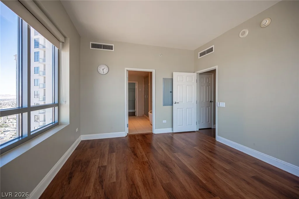 200 Sahara, Las Vegas, NV 89102