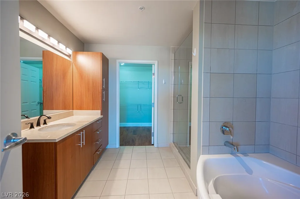 200 Sahara, Las Vegas, NV 89102