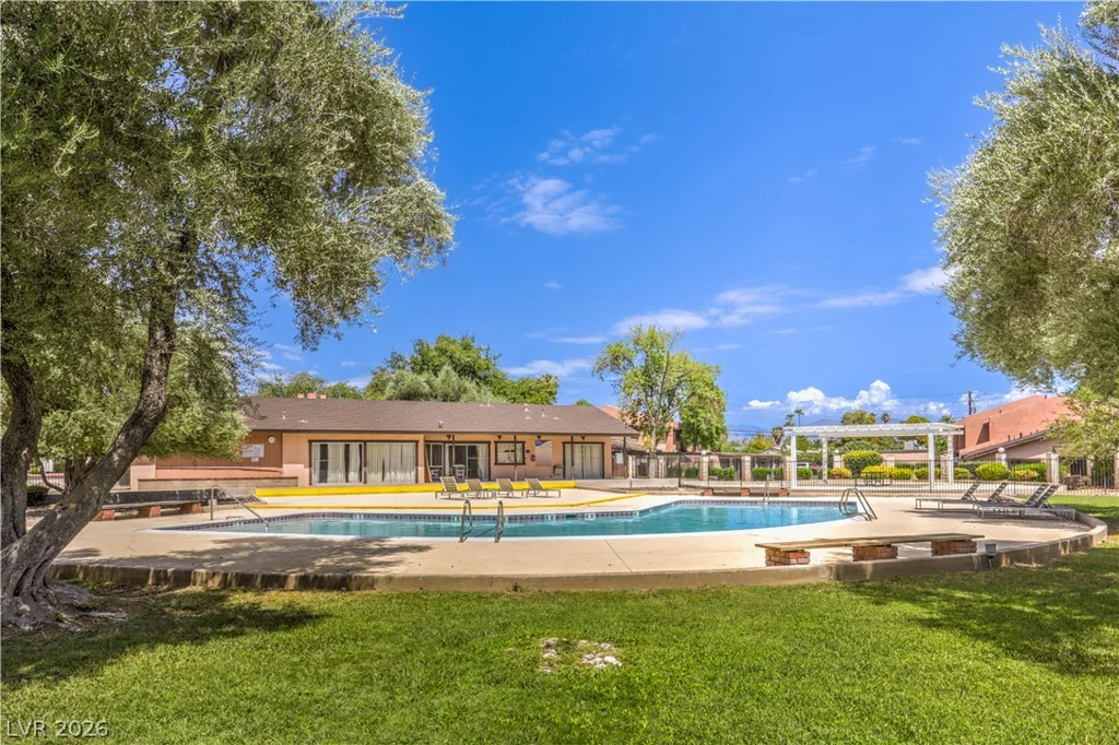 513 Starfire, Las Vegas, NV 89107