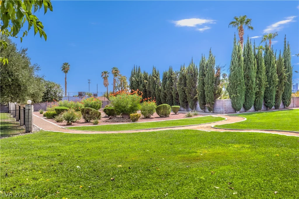513 Starfire, Las Vegas, NV 89107