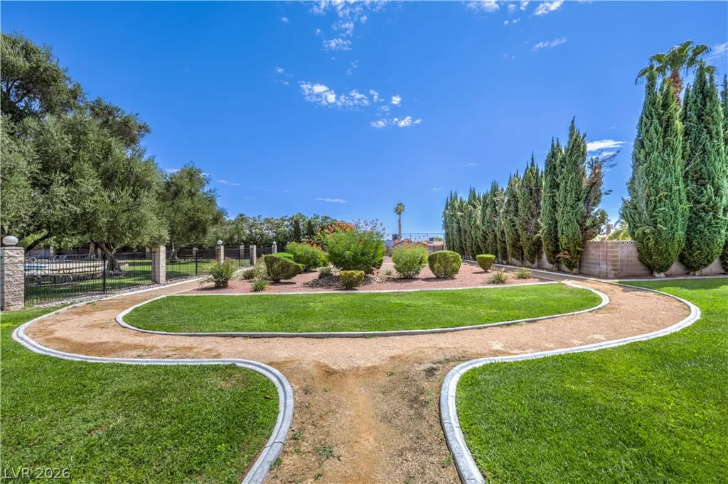 513 Starfire, Las Vegas, NV 89107