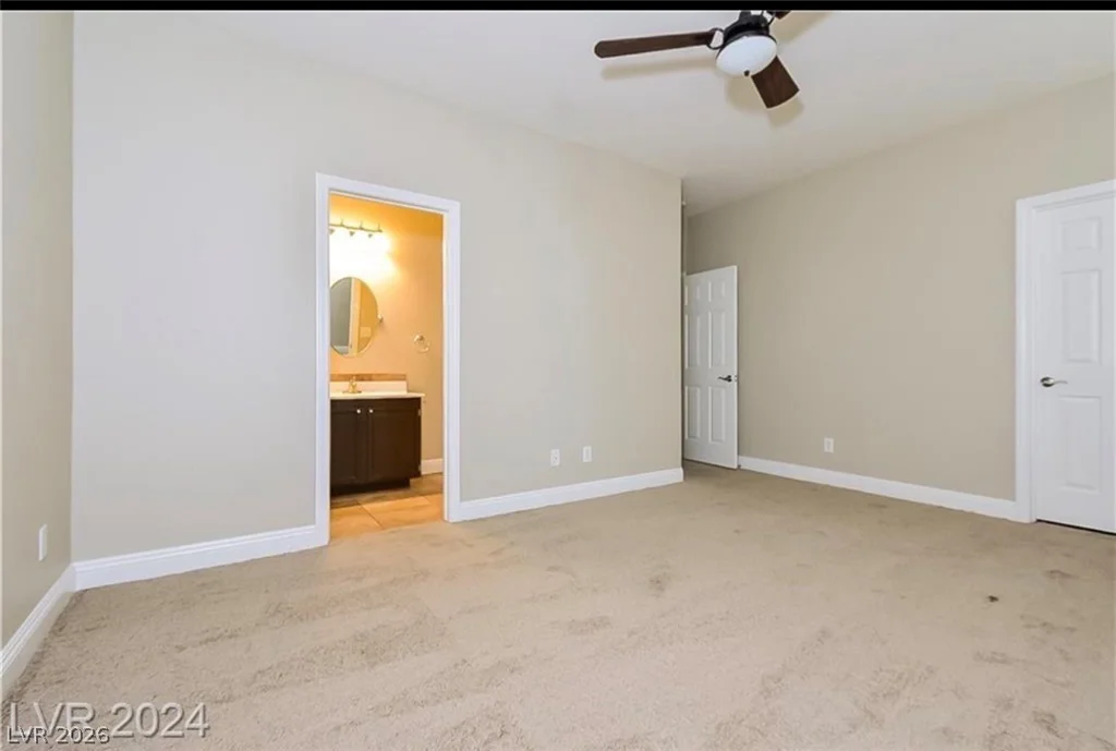 5012 Charlo, Las Vegas, NV 89131