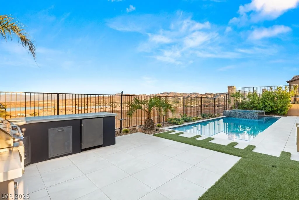 36 Thorn Creek, Henderson, NV 89011