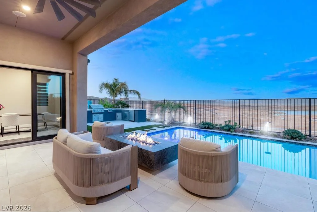 36 Thorn Creek, Henderson, NV 89011