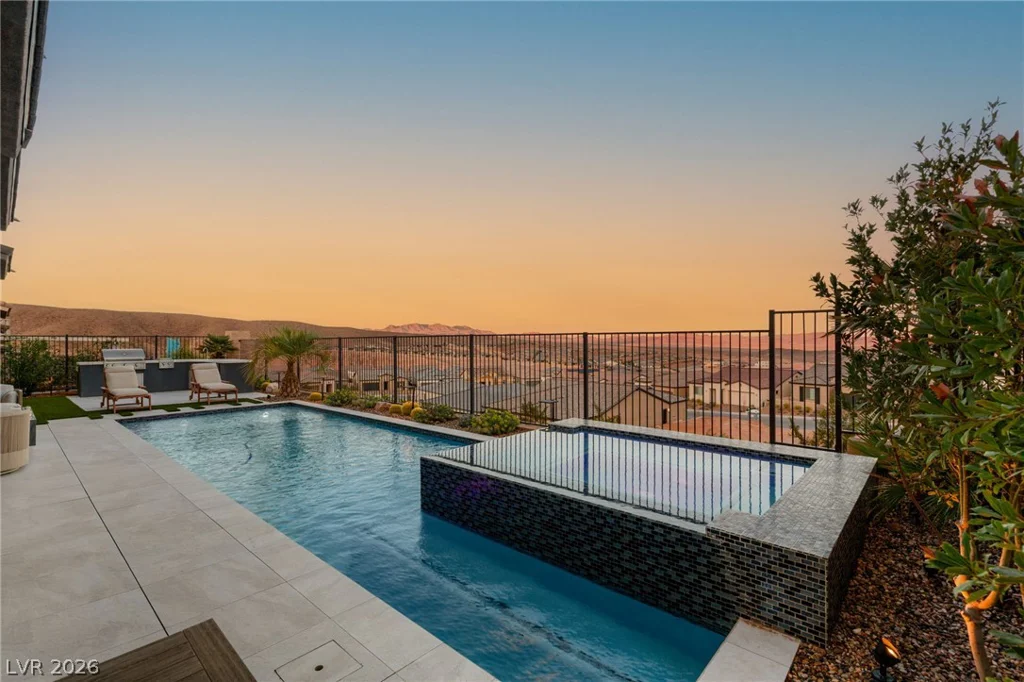 36 Thorn Creek, Henderson, NV 89011