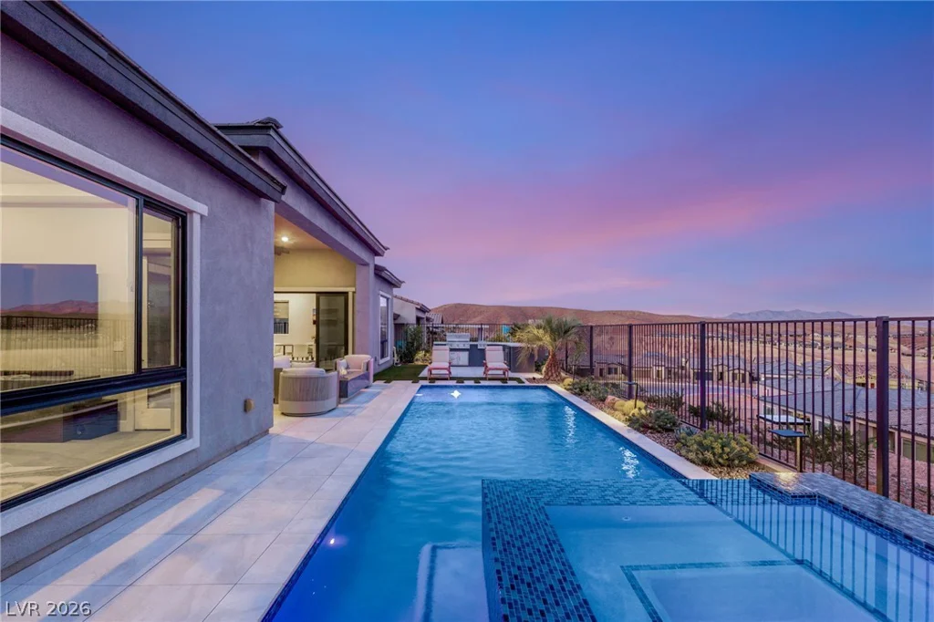 36 Thorn Creek, Henderson, NV 89011