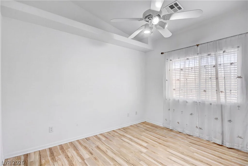 5129 Coral Beach, North Las Vegas, NV 89031