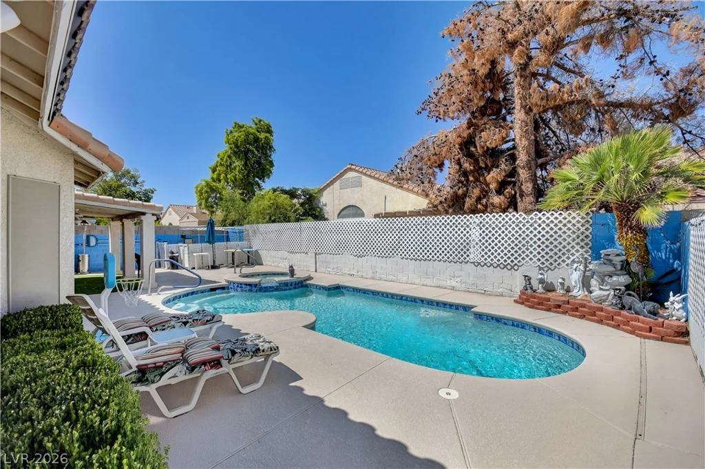 5129 Coral Beach, North Las Vegas, NV 89031