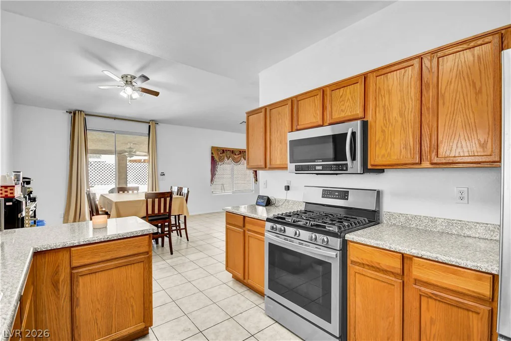 5129 Coral Beach, North Las Vegas, NV 89031