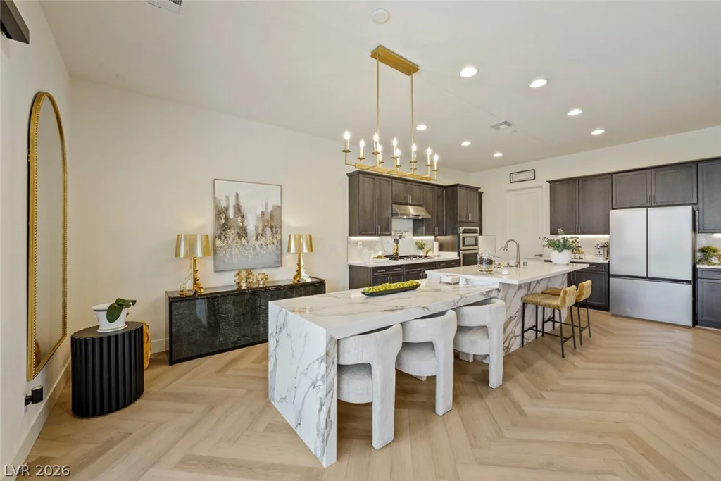 9306 Sierra De Luna, Las Vegas, NV 89139