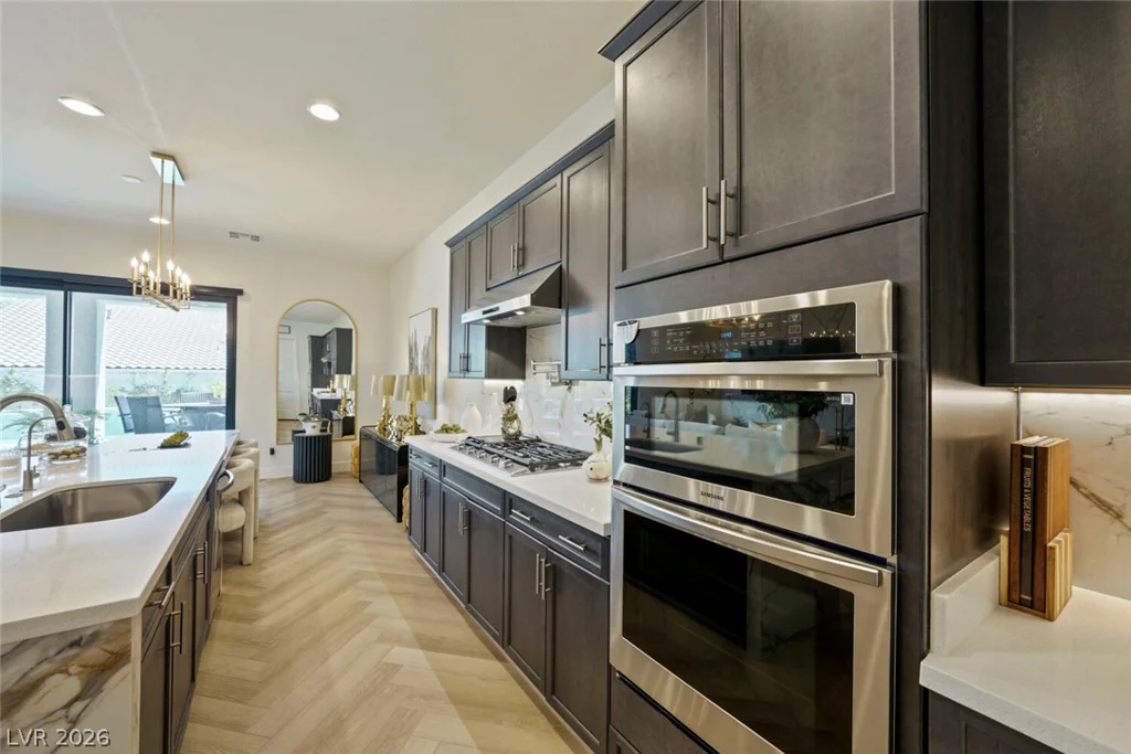 9306 Sierra De Luna, Las Vegas, NV 89139