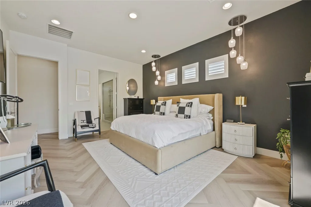 9306 Sierra De Luna, Las Vegas, NV 89139