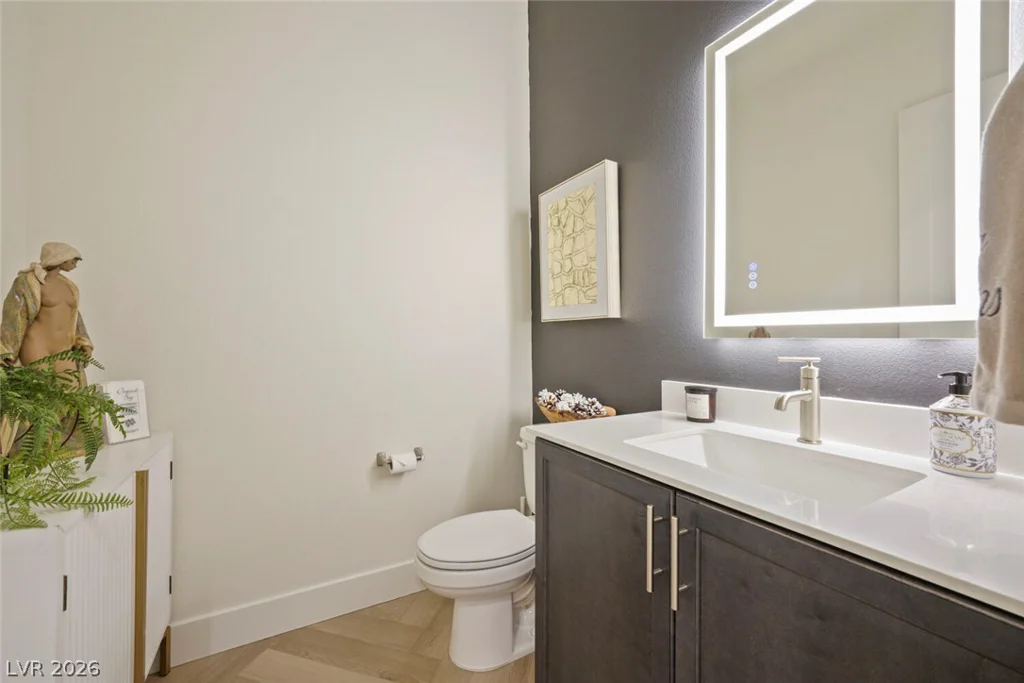 9306 Sierra De Luna, Las Vegas, NV 89139