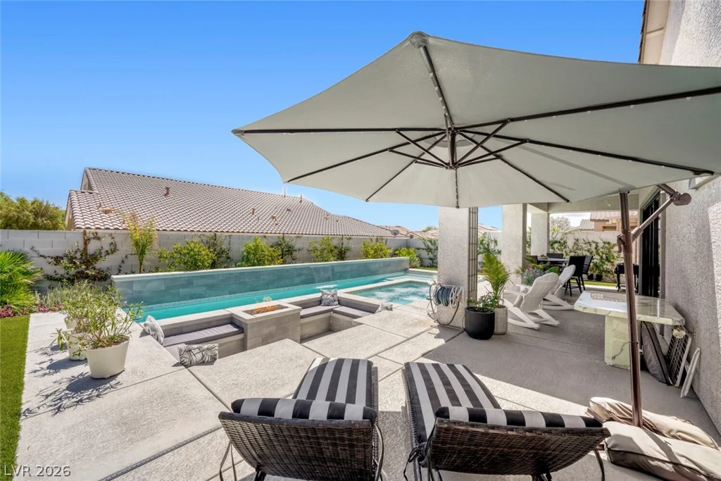 9306 Sierra De Luna, Las Vegas, NV 89139